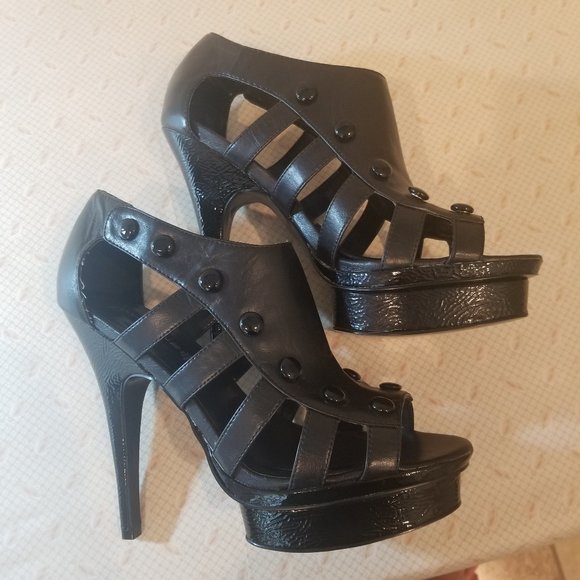 COLOGNE Black Patent Platform Stiletto Women Steven by Steve Madden Platform Heels - Brand NEW